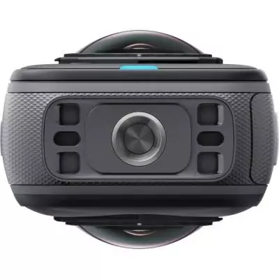 Caméra d'action 8K INSTA360 X5 - Bundle Starter - Autonomie 180 min Caméra d'action 8K INSTA360 X5 - Bundle Starter - Autonomie 180 min