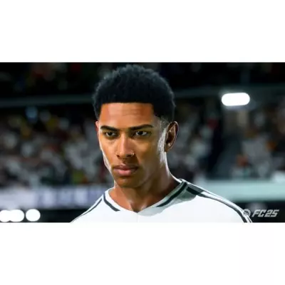 EA SPORTS FC 25 - Jeu PS4 | Dimensions du Colis Compacts