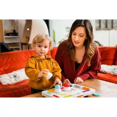Amusez-vous sans fin avec ce jeu de coloriage, dessin et pochoir!