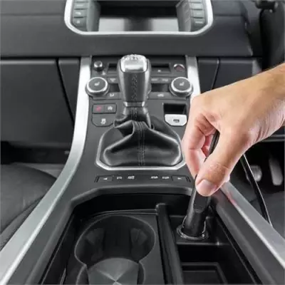 Aspirateur à main Dusbuster Auto BLACK+DECKER - NVB12AV-XJ - Compact et Puissant