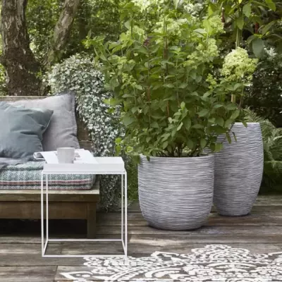 Jardinière Nature Rib 54x52 cm ivoire - Design élégant pour votre jardin Jardinière Nature Rib 54x52 cm ivoire - Design élégant pour votre jardin