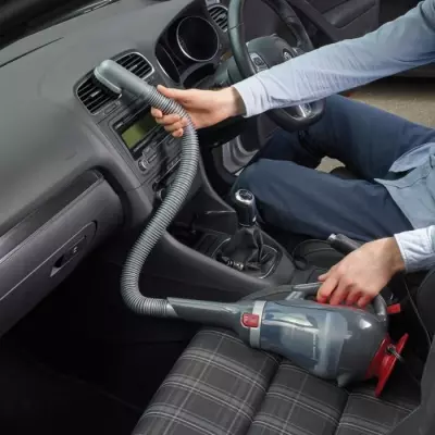Aspirateur à main pour voiture BLACK & DECKER ADV1200-XJ - 12V - Rouge / Gris