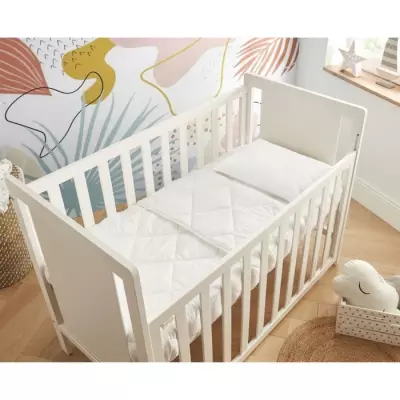 Couette 100x140cm Blanc Chaud - Fibre Polyester - 1 Personne