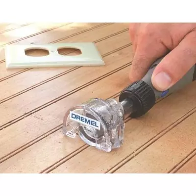 Adaptation Mini scie circulaire DREMEL 670 - Bois précisément coupé