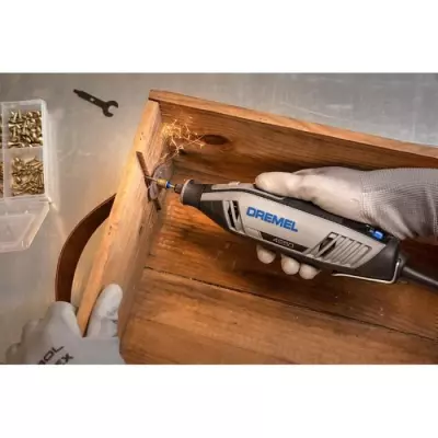 Outil DREMEL 4250-3/45: 45 accessoires + 3 adaptations - Polyvalent et pratique