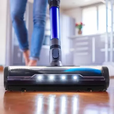 Aspirateur balai sans fil EZICLEAN Cycloboost FR8 Wash - Fabriqué en France