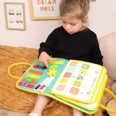 Pochette d'Activités Montessori - JADE - Jeu Éducatif Voyage