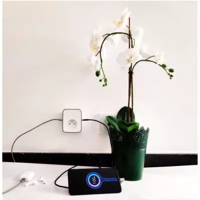 Prise Wi-Fi intelligente avec compteur de consommation