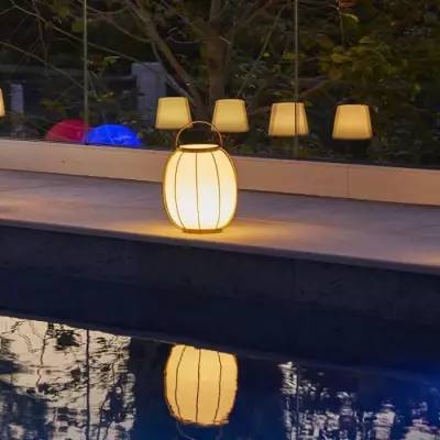 Lampe de table sans fil LUMISKY TULUM - Doré - LED blanc chaud et froid Lampe de table sans fil LUMISKY TULUM - Doré - LED blanc chaud et froid