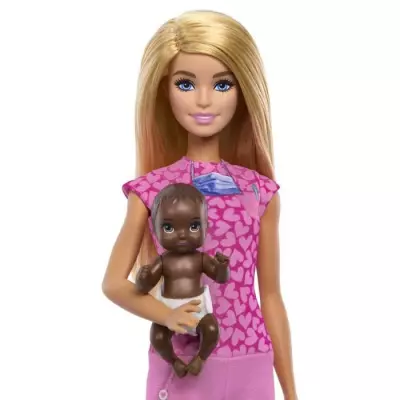 Barbie Pédiatre - Coffret avec Poupée Blonde et Bébé - 3 ans+ Barbie Pédiatre - Coffret avec Poupée Blonde et Bébé - 3 ans+