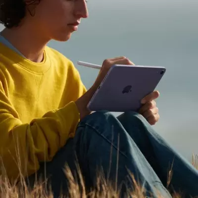 iPad mini (2021) - 8,3 WiFi + Cellulaire - 256 Go - Gris Sidéral - Compact et Puissant