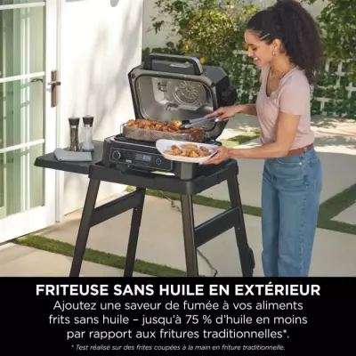 Barbecue électrique et fumoir Ninja Woodfire Pro XL avec thermomètre