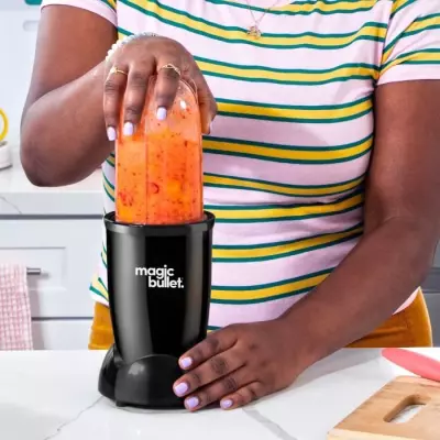 Blender NUTRIBULLET MBR04B - Puissant et Compact - 200W