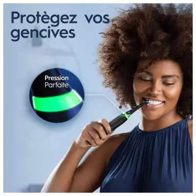 Ensemble Oral-B iO 3: 2 Brosses à Dents Electriques, 2 Brossettes, 1 Etui de Voyage