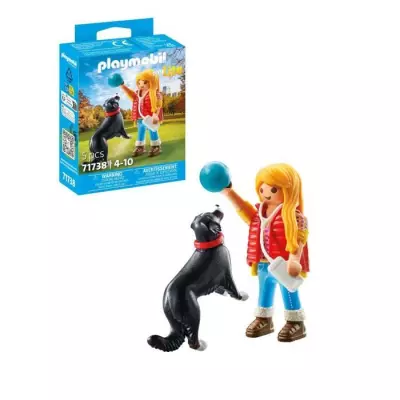 Figurine PLAYMOBIL 71738: Fille et chien de montagne Figurine PLAYMOBIL 71738: Fille et chien de montagne