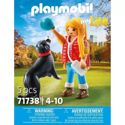 Figurine PLAYMOBIL 71738: Fille et chien de montagne Figurine PLAYMOBIL 71738: Fille et chien de montagne