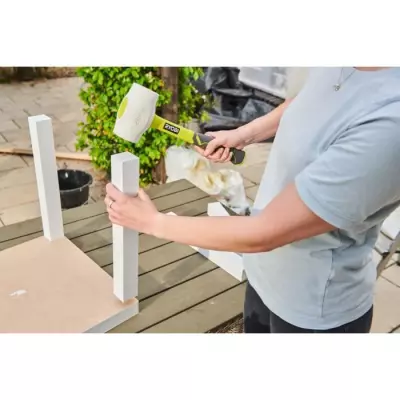 Maillet RYOBI en fibre de verre 450g - Marteau compact et résistant