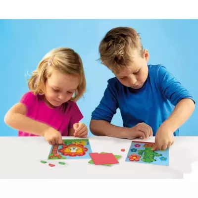 Jeu d'apprentissage SES CREATIVE pour découper, mosaiques et perforer - 3 ans