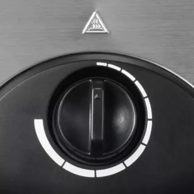 Gaufrier SEVERIN WA2103 compact en forme de cœur - Thermostat réglable