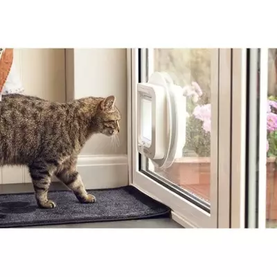 CHATIÈRE POUR CHAT : SUREFLAP à puce électronique - Blanc - 142 mm x 120 mm