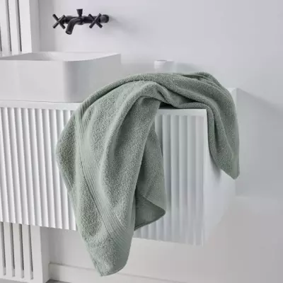 Lot de 10 serviettes de toilette 100% coton céladon - Format 50x90 cm
