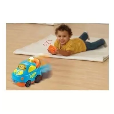 Pilotez Hugo en Turbo avec la Voiture Radiocommandée Tut Tut Bolides - VTECH