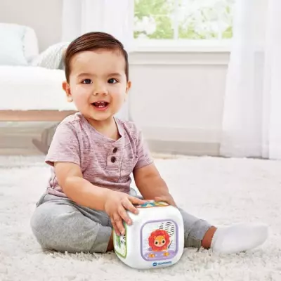 Découvrez le Baby Cube Musical pour l'éveil de bébé!
