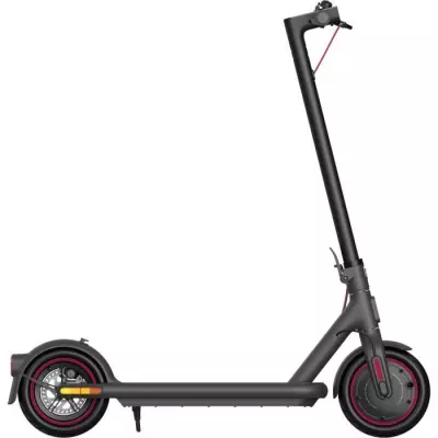 Trottinette électrique XIAOMI Electric Scooter 4 Pro FR 700W 10 - Compacte et performante