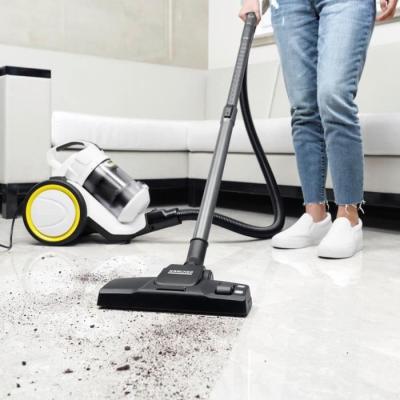 Découvrez le nouvel aspirateur traineau Karcher VC 3 - Puissance et silence