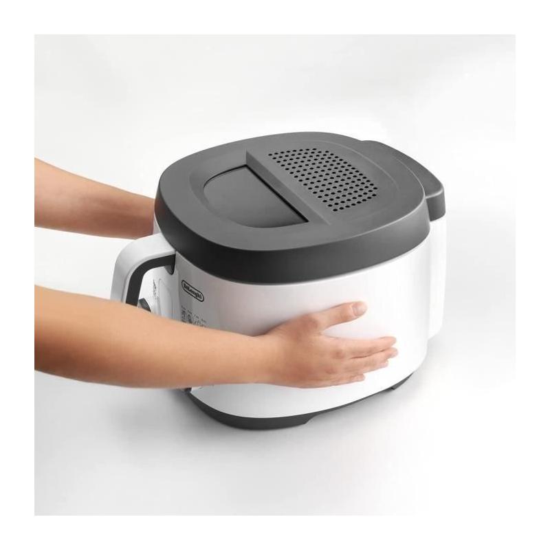 Friteuse Delonghi FS3021 - 1kg compacte et performante
