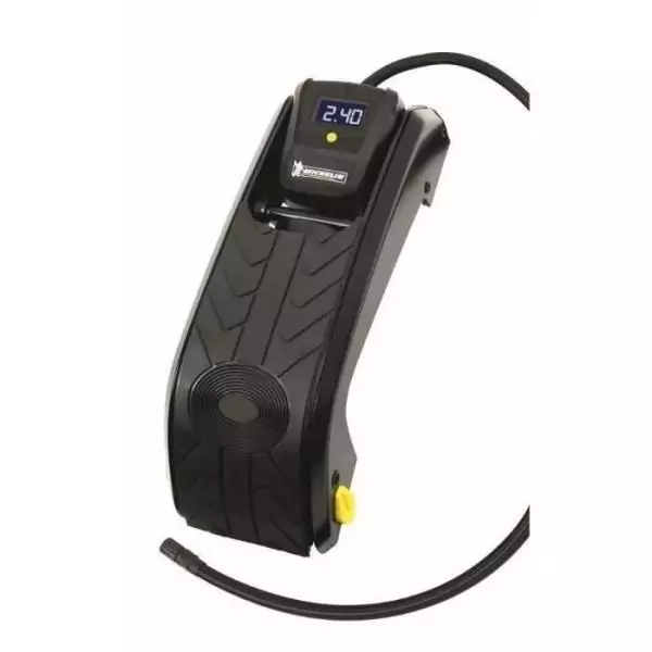 Pompe a pied a manometre digital - MICHELIN - Précision 0.05 bars jusqu'a 7 bars.