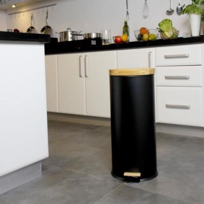 Poubelle de cuisine à pédale Forest - 30L - Noir mat