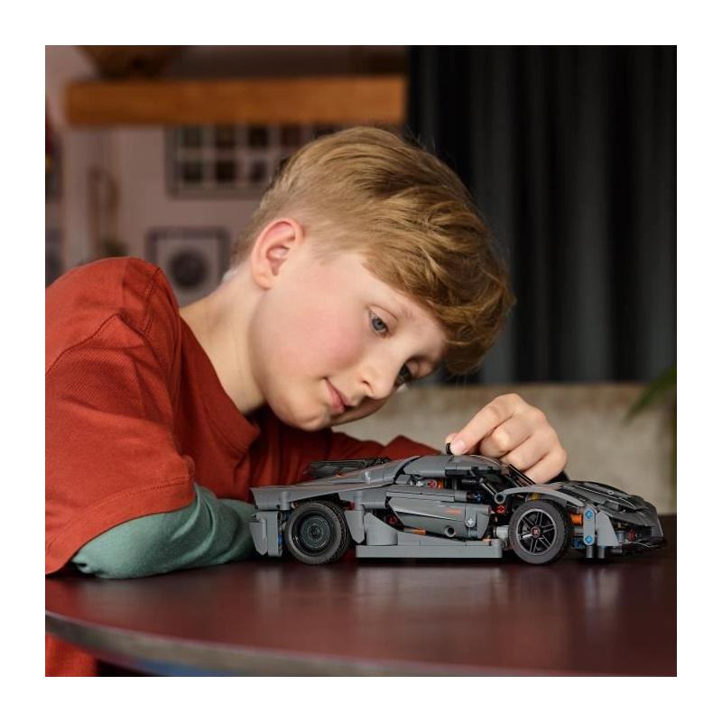Assemblez la LEGO Technic 42173 Hypercar Koenigsegg Jesko Absolut Grise en un clin d'œil!