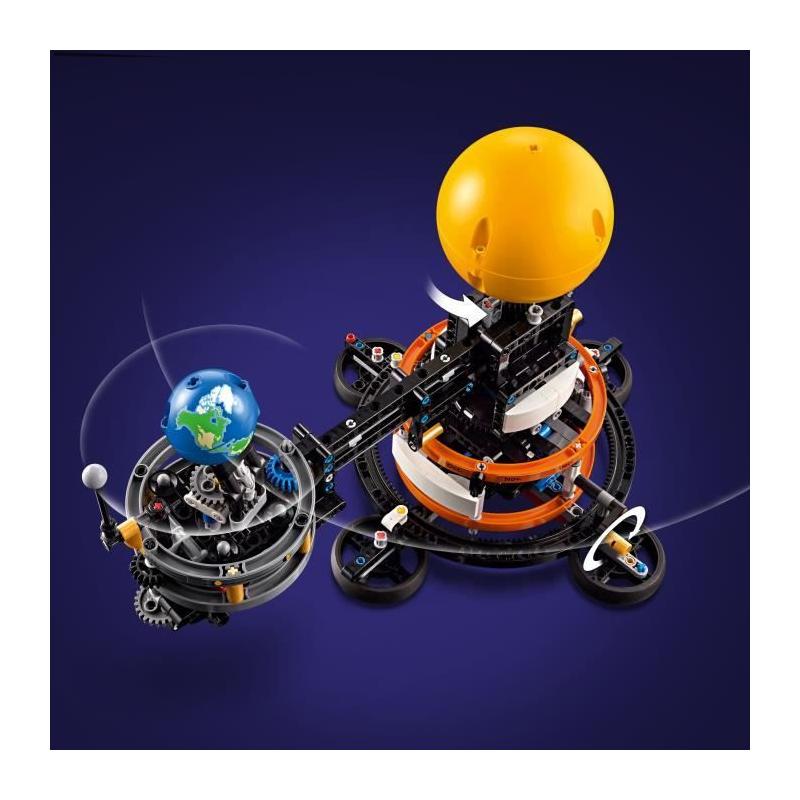 LEGO Technic 42179 : Orbite Terre et Lune en jeu de construction