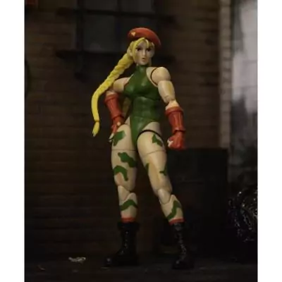 Figurine Cammy articulée en métal - 15 cm - A partir de 8 ans