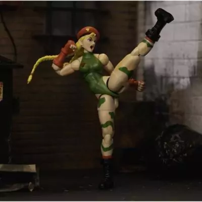 Figurine Cammy articulée en métal - 15 cm - A partir de 8 ans