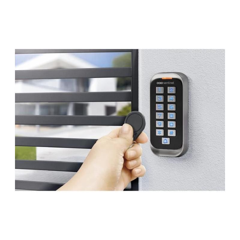 Clavier de codage avec badges 12V - CodeAccess RFID - Compact et performant