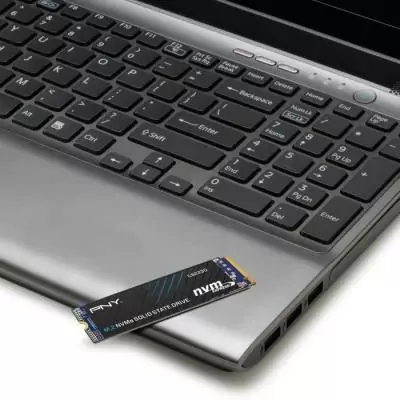 PNY CS2230 SSD Interne - 2 To, Dimensions Compactes (30x26x2 cm)