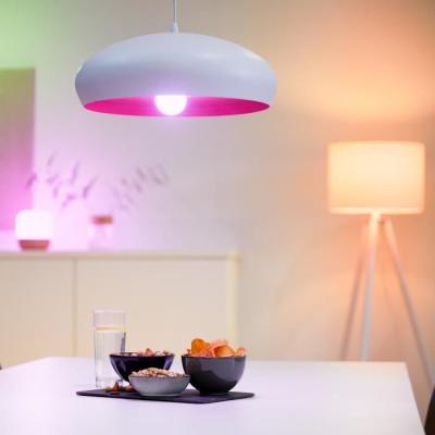 Ampoule connectée WiZ E27 60W: Couleur Intelligente | 8x14x8 cm