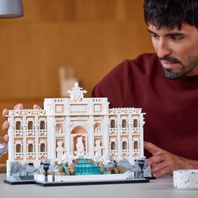 LEGO Architecture 21062 La fontaine de Trevi - Rome en 52x39x11 cm