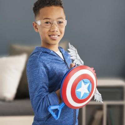 NERF Blaster Skyshot Captain America - Pour un déguisement audacieux!