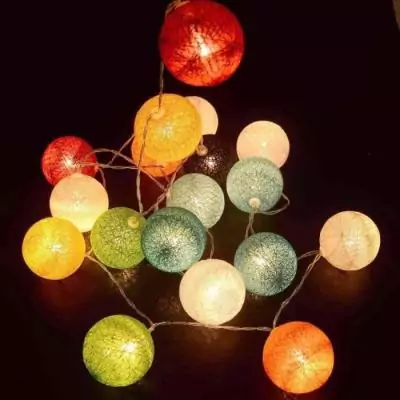 Guirlande lumineuse solaire MIMY COLORS SOLAR - Illuminez votre kiosque en toute élégance