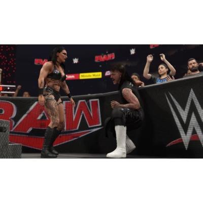 WWE 2K25 - Jeu PS5: Dimensions compactes pour une expérience de combat épique