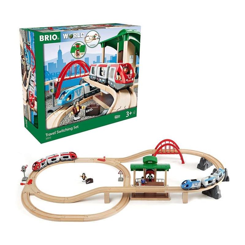 Circuit de train en bois Brio World - Coffret 42 pièces - Ravensburger