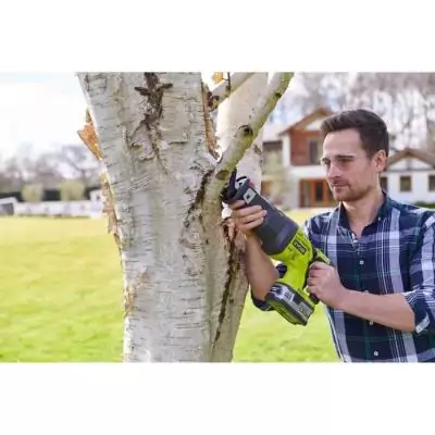 Scie sabre 18V ONE+ RYOBI - Puissance et précision!