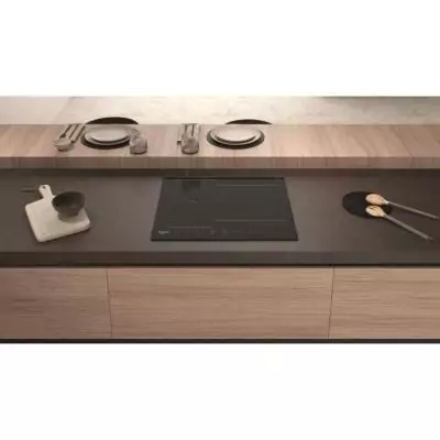 Table de cuisson induction Hotpoint - 3 zones - Noir - Puissance totale 7200W