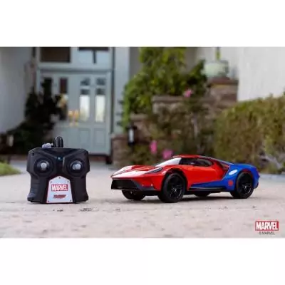 Voiture Ford GT Spiderman radiocommandée 1/16 - Simba Dickie Group, 39x16x16 cm Voiture Ford GT Spiderman radiocommandée 1/16 - Simba Dickie Group, 39x16x16 cm