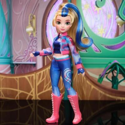 Découvrez la Poupée Spin Master Poupee 24 cm Isabel de l'Académie Licorne