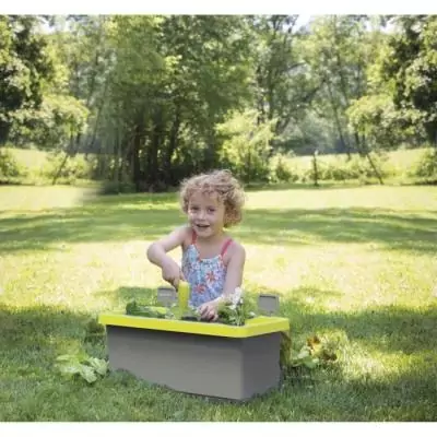 Jardinière Smoby Eden garnie 20L - Parfaite pour les petits jardiniers Jardinière Smoby Eden garnie 20L - Parfaite pour les petits jardiniers
