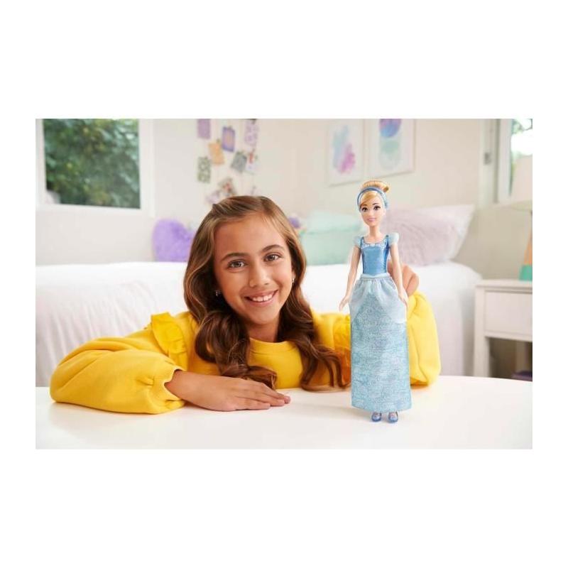 Poupée Cendrillon 29 cm avec accessoires - Mattel Disney Princesses